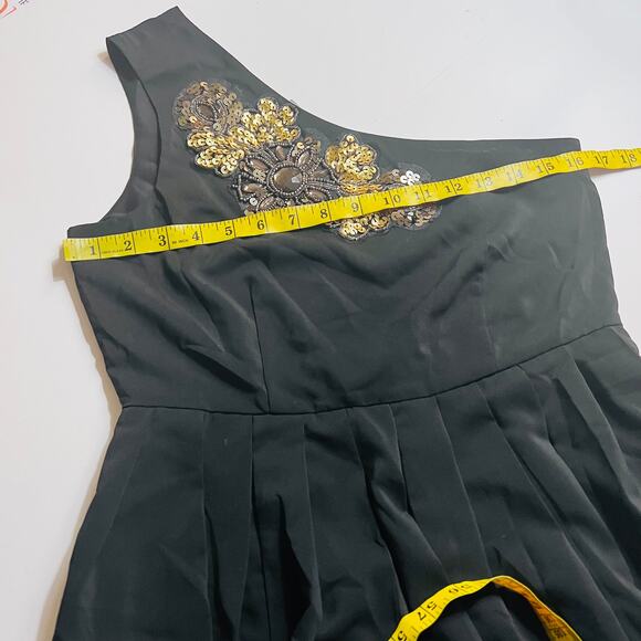 TCEC Sequin Detail One Shoulder Dress Size Medium NWT Black Gold - Picture 5 of 8